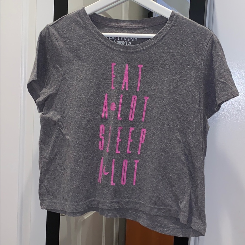 gray graphic tee